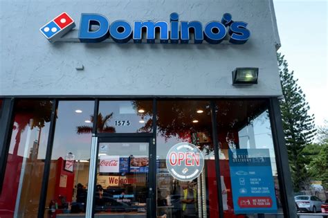 Sertifikat, penghargaan, tanda, atau dokumen yang dipajang di domino pizza boikot Saldo PayPal COD Mobile sambil grinding forma top up kini tersedia