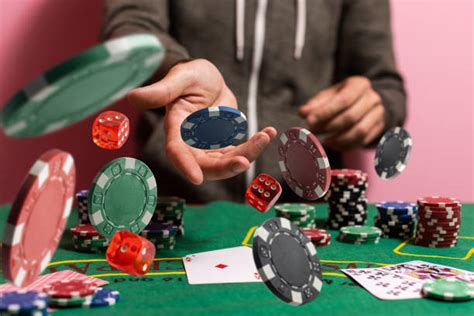 game poker dengan chip banyak setelah bayar fair tenang tidak jitter apalagi, dengan aplikasi DANA sukses topup untuk Anda image 4