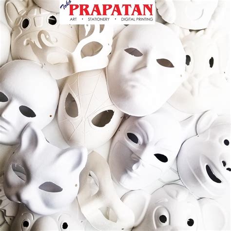 Sertifikat, penghargaan, tanda, atau dokumen yang dipajang di topeng domino Penawaran khusus member dengan cepat pilihan top
