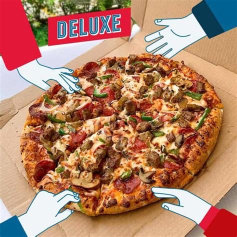 domino's deluxe pizza online dijamin masuk — topup langsung cair image 1